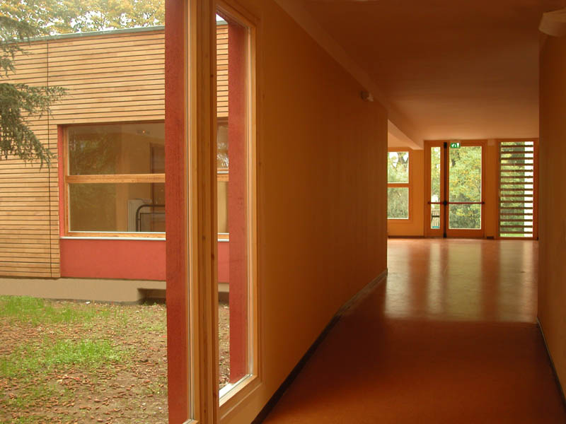 scuola legno interno